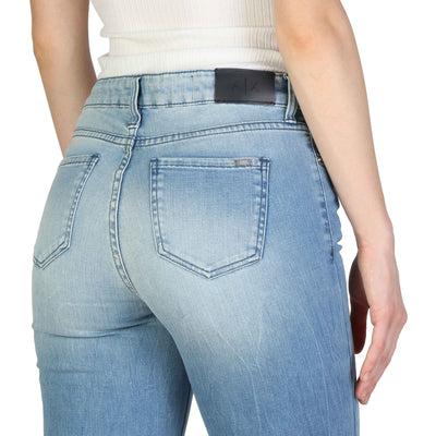 Armani Exchange Damen Jeans – Eleganz & Komfort